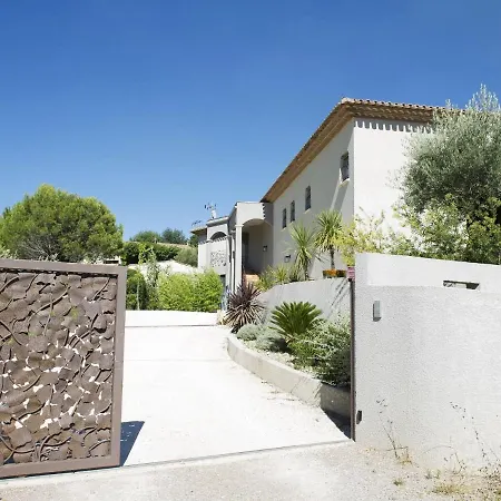 Nyaraló Xxl Mediterranean With Swimming Pool Puissalicon